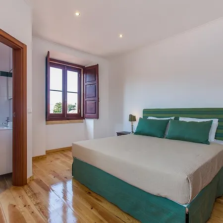 Conde De Ferreira Palace 4*