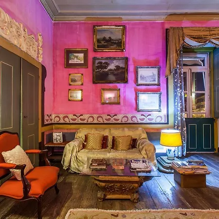 Guest house Conde De Ferreira Palace 4*